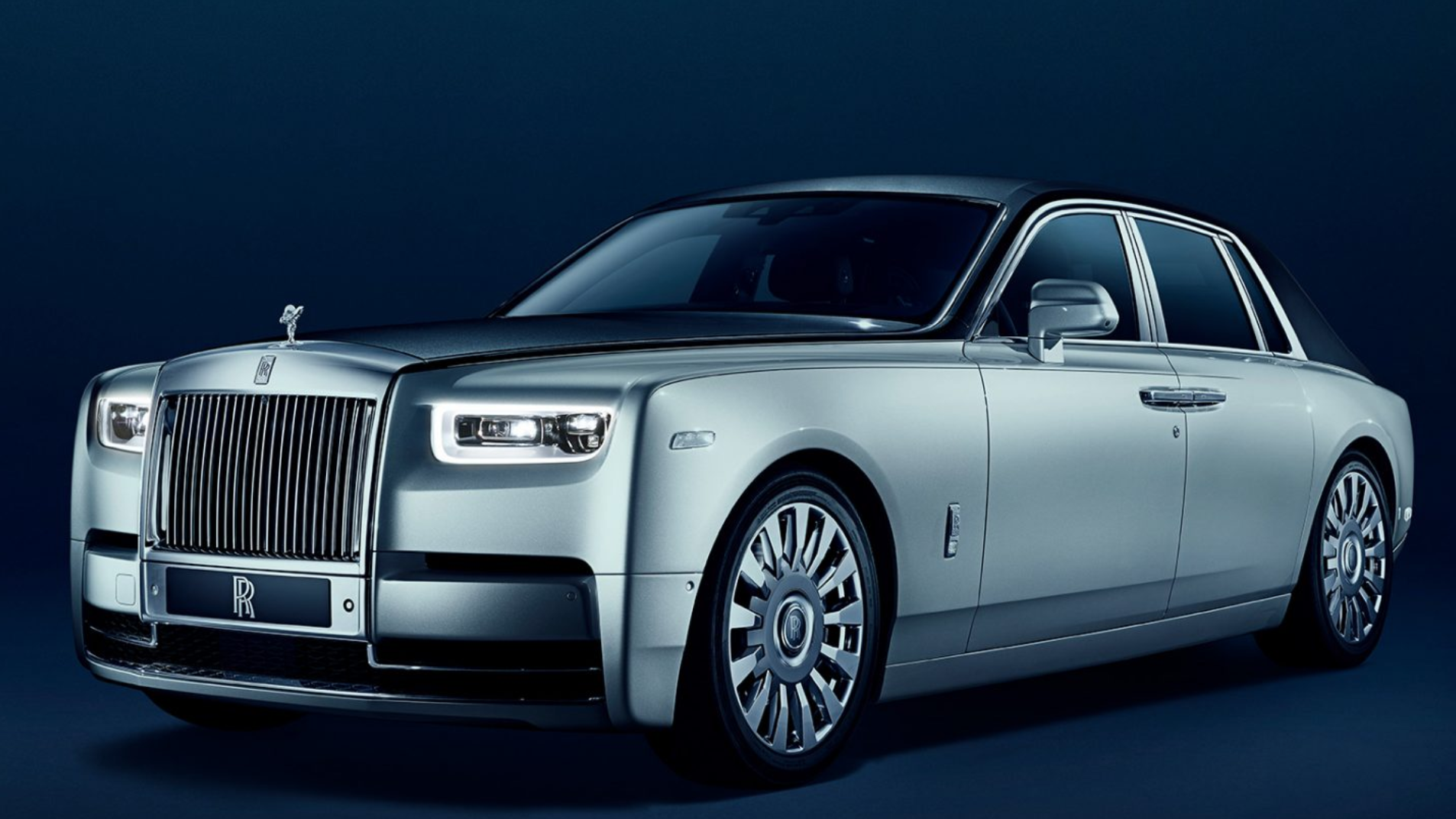 The Mansion at Glen Cove Car Show