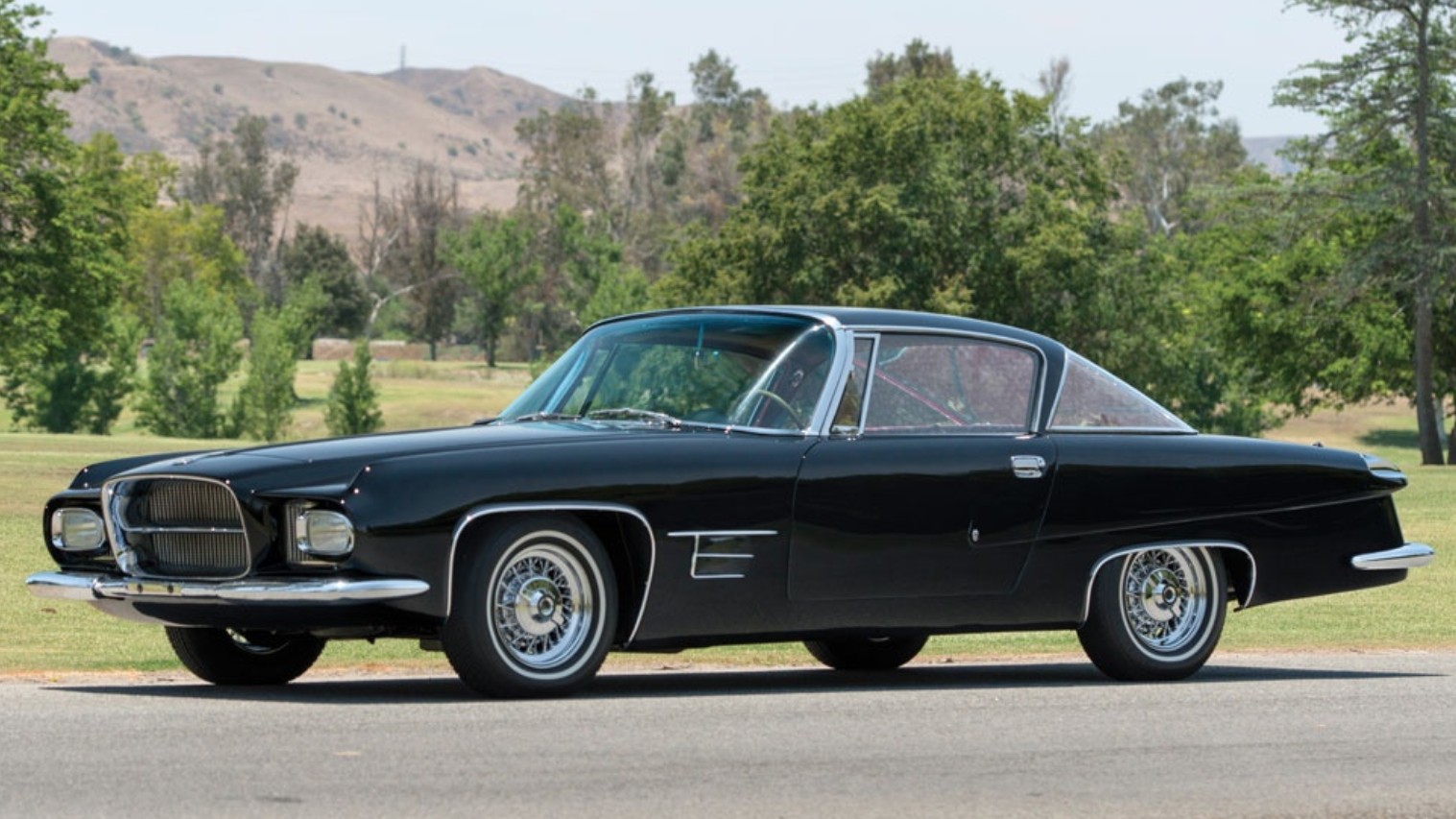 The Mansion at Glen Cove Car Show